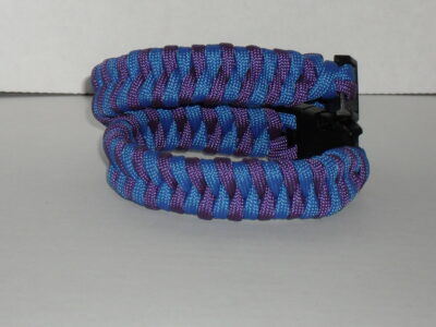 Purple and Blue Criss-Cross Paracord Bracelet - Image 2